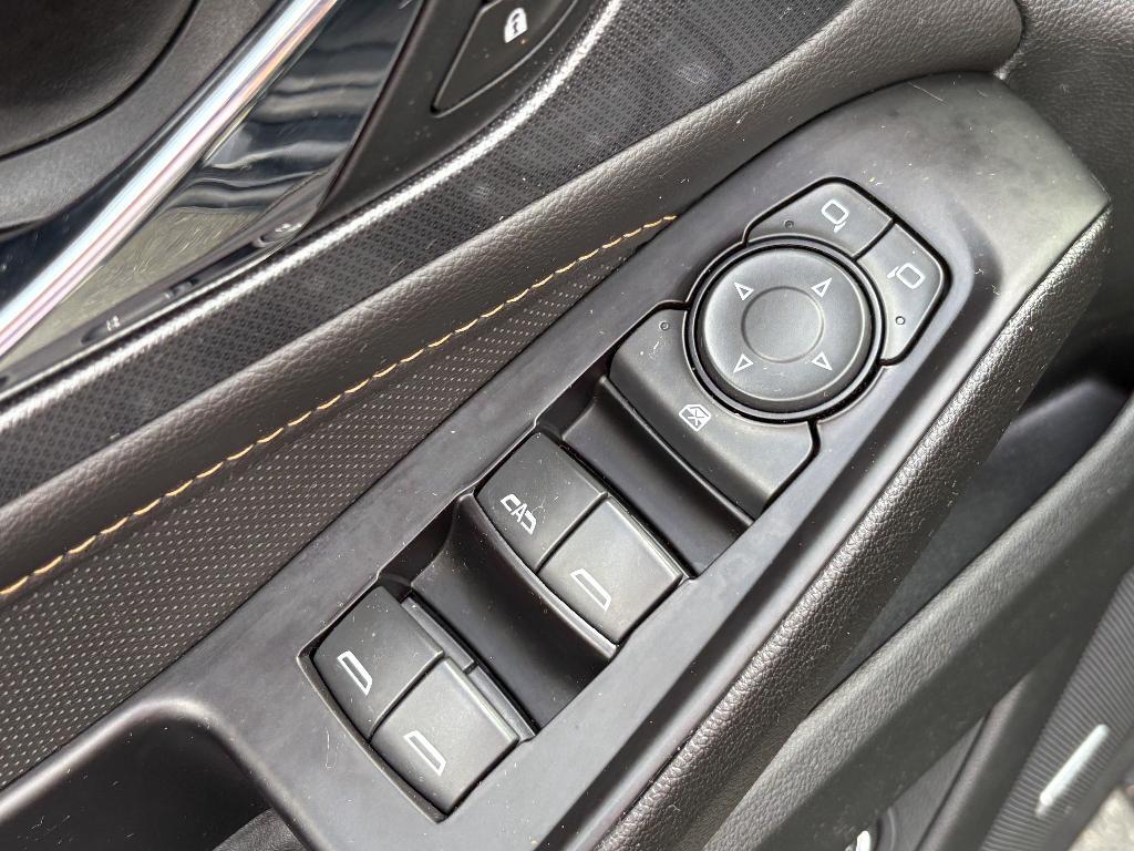 used 2020 Chevrolet Traverse car, priced at $31,977