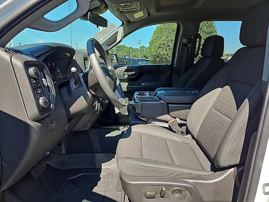 new 2024 Chevrolet Silverado 1500 car, priced at $44,745