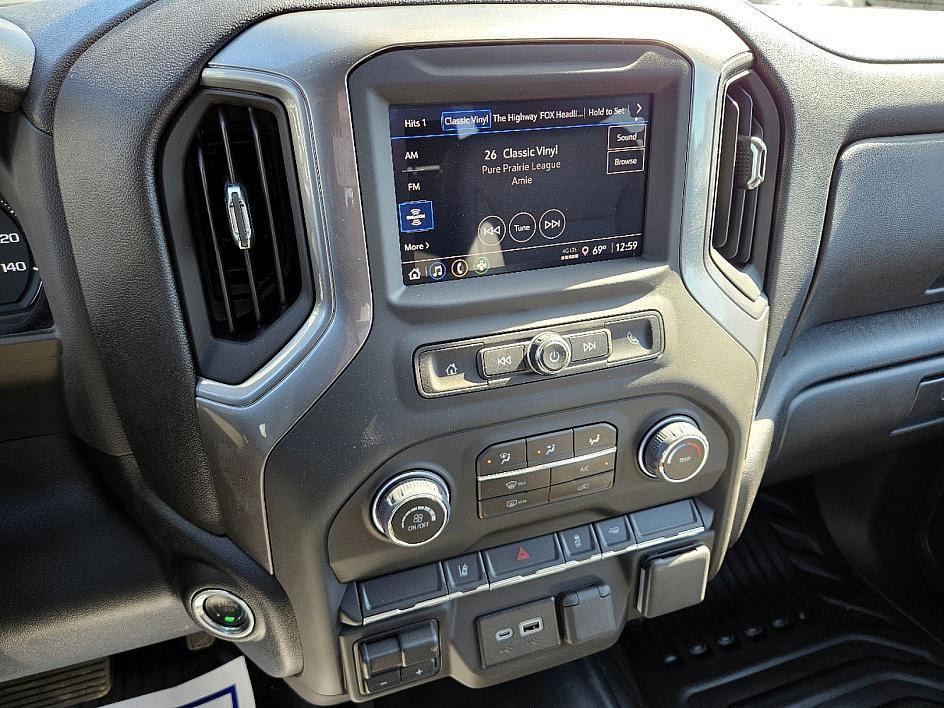 new 2025 Chevrolet Silverado 2500 car, priced at $43,218