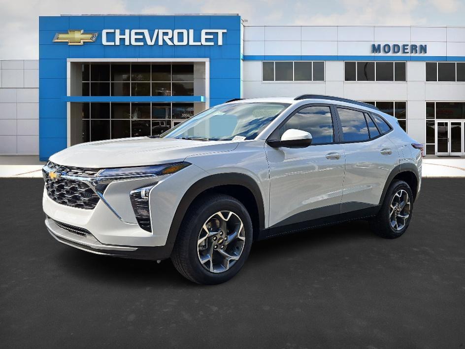 new 2025 Chevrolet Trax car, priced at $18,894