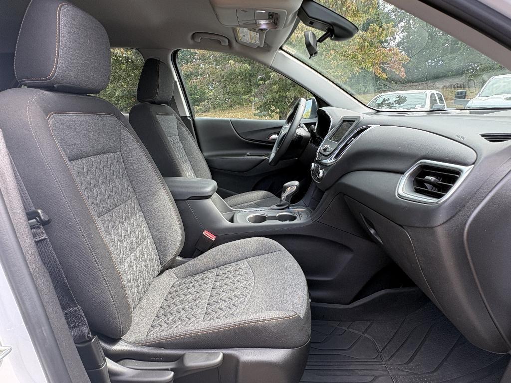 used 2022 Chevrolet Equinox car, priced at $21,654