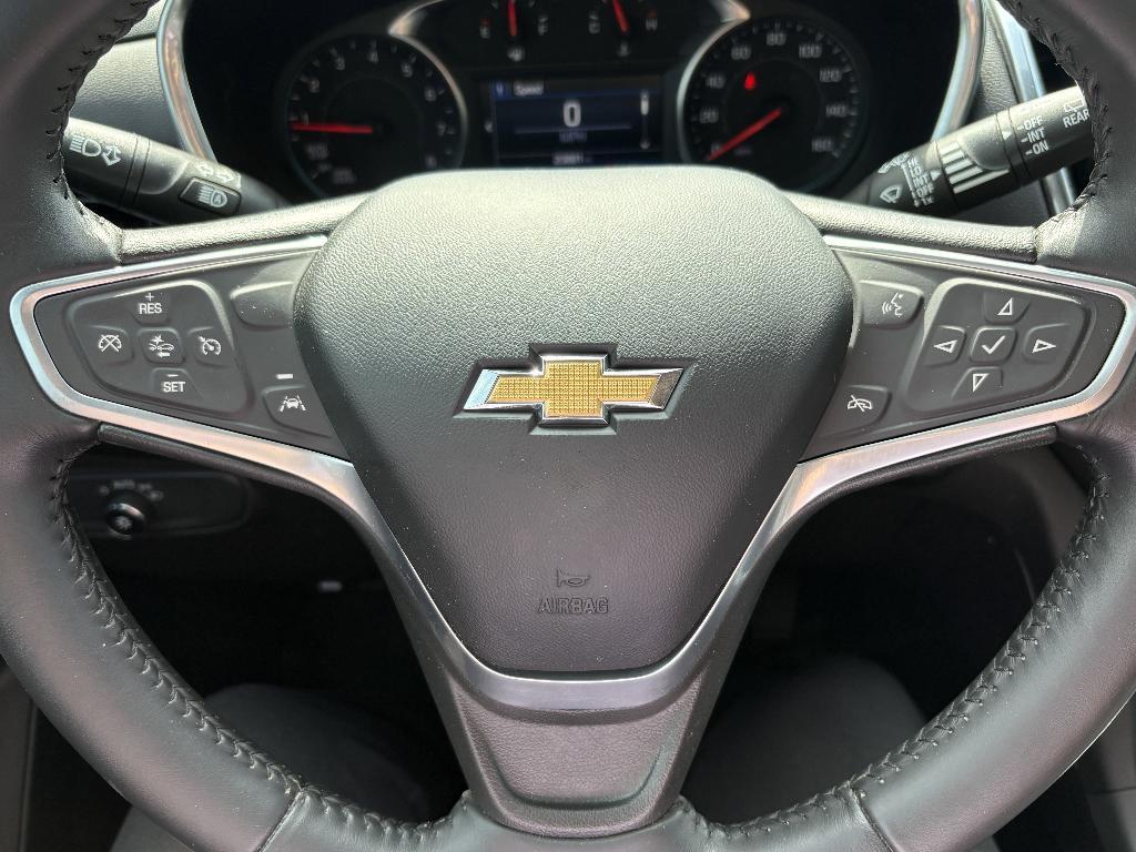 used 2022 Chevrolet Equinox car, priced at $21,654
