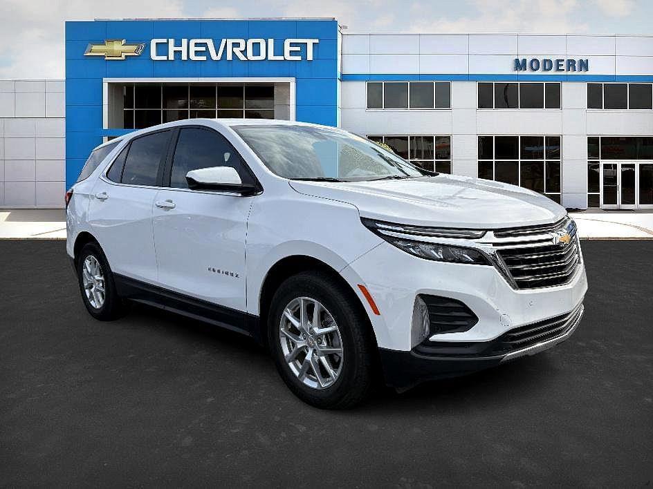 used 2022 Chevrolet Equinox car, priced at $21,654