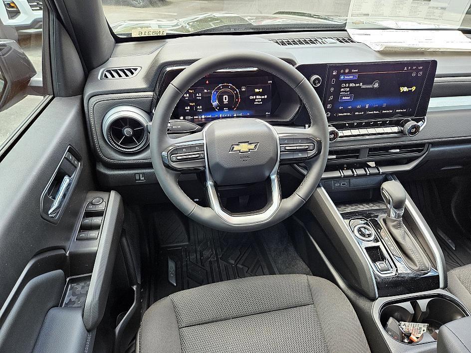 new 2025 Chevrolet Colorado car, priced at $34,109