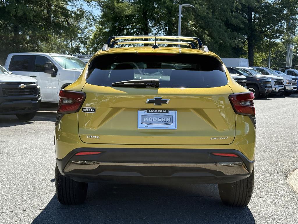 used 2025 Chevrolet Trax car, priced at $24,809