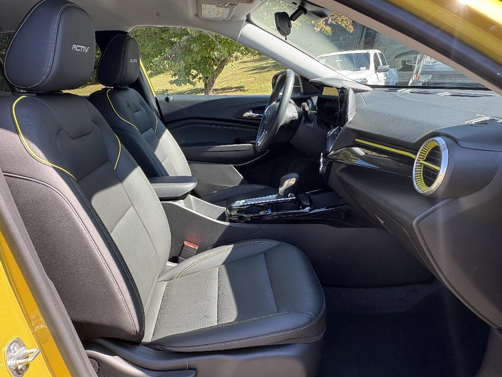 used 2025 Chevrolet Trax car, priced at $24,809