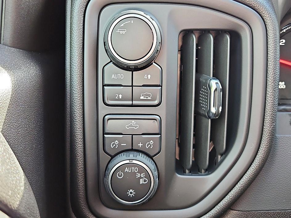 new 2025 Chevrolet Silverado 1500 car, priced at $39,839