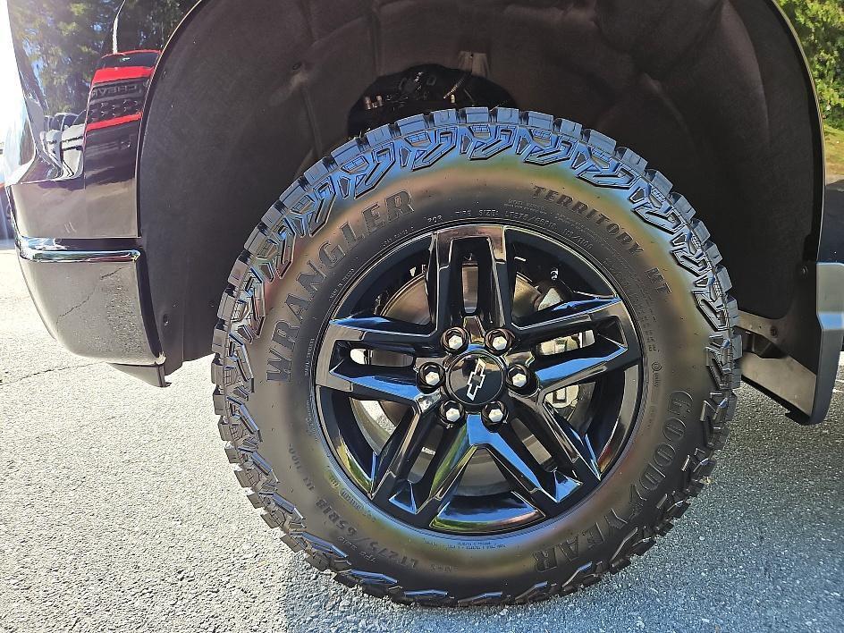new 2025 Chevrolet Silverado 1500 car, priced at $42,744