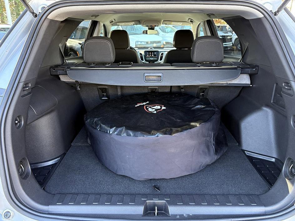 used 2022 Chevrolet Equinox car, priced at $20,943