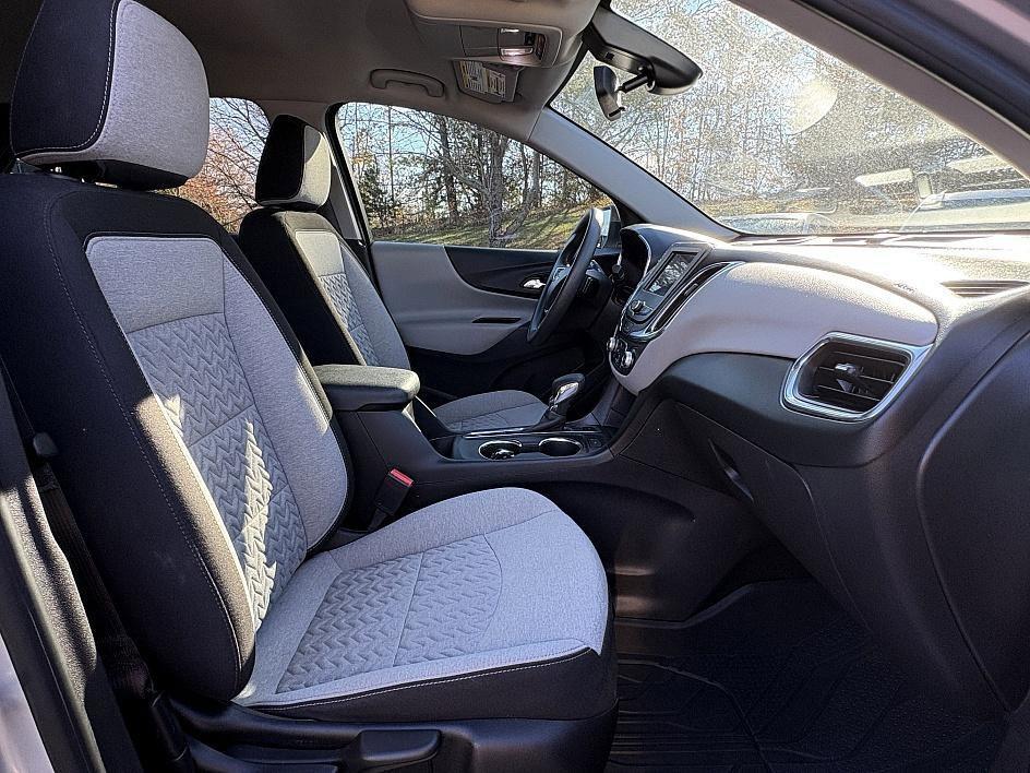 used 2022 Chevrolet Equinox car, priced at $20,943