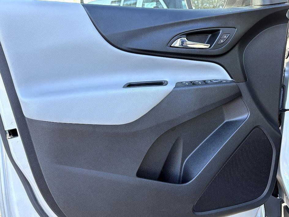 used 2022 Chevrolet Equinox car, priced at $20,943