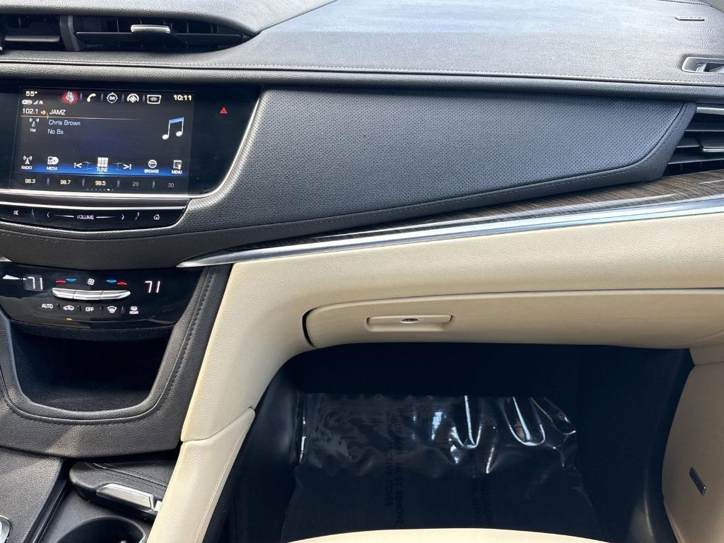 used 2019 Cadillac XT5 car, priced at $20,028