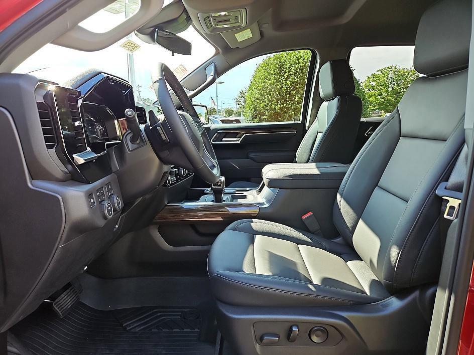 new 2025 Chevrolet Silverado 1500 car, priced at $54,484