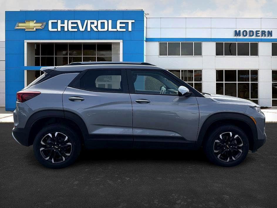 used 2023 Chevrolet TrailBlazer car, priced at $25,032