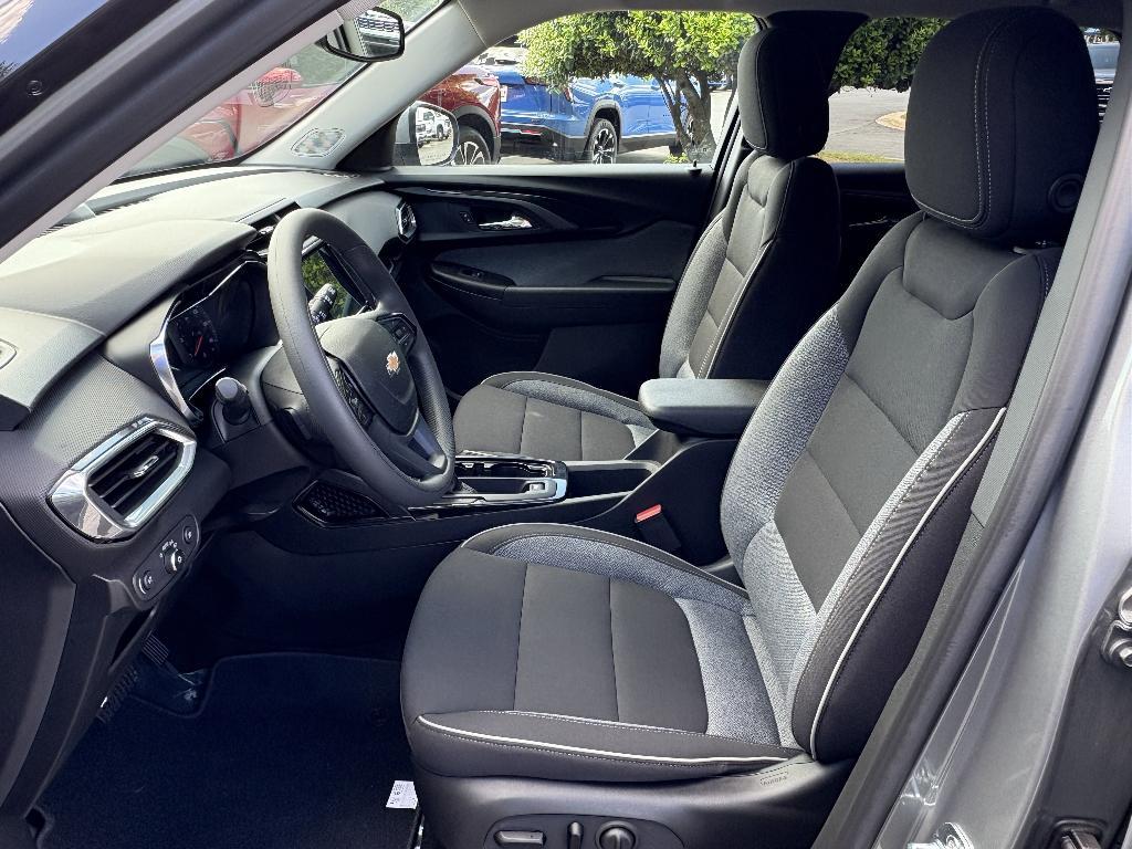 used 2023 Chevrolet TrailBlazer car, priced at $25,032