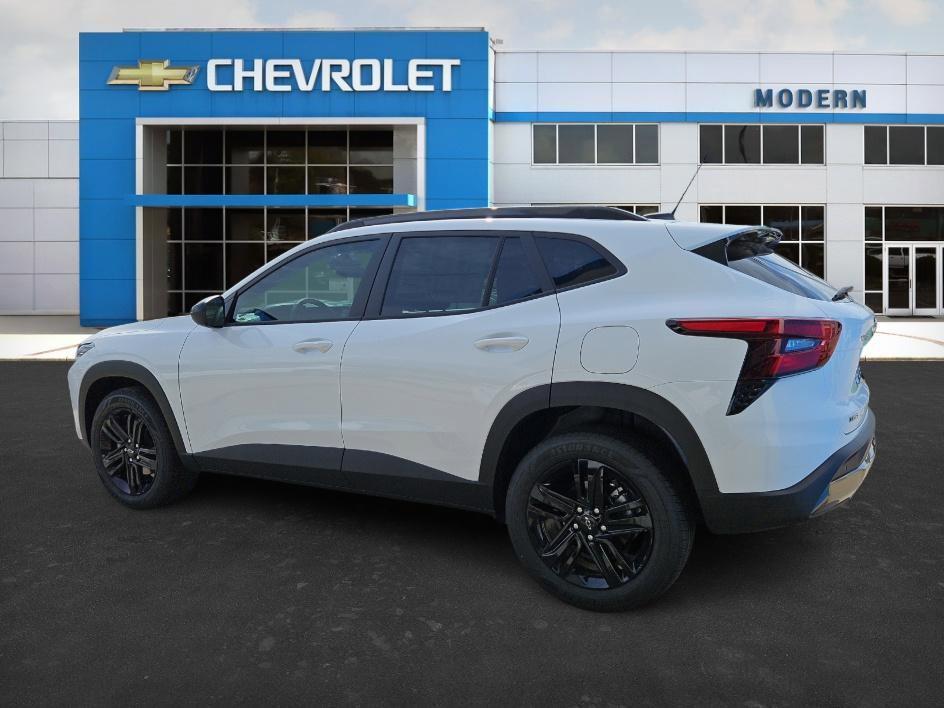 new 2025 Chevrolet Trax car, priced at $22,075
