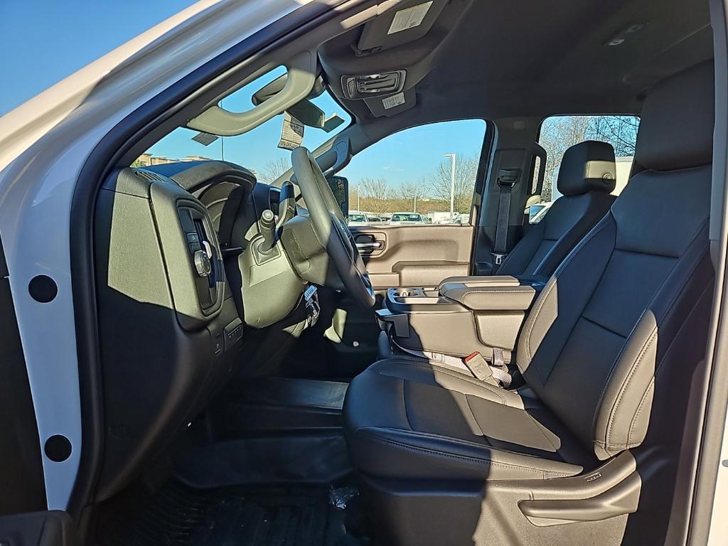 new 2024 Chevrolet Silverado 2500 car