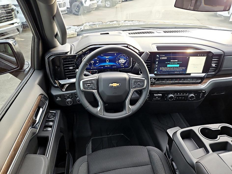 new 2025 Chevrolet Silverado 1500 car, priced at $44,755