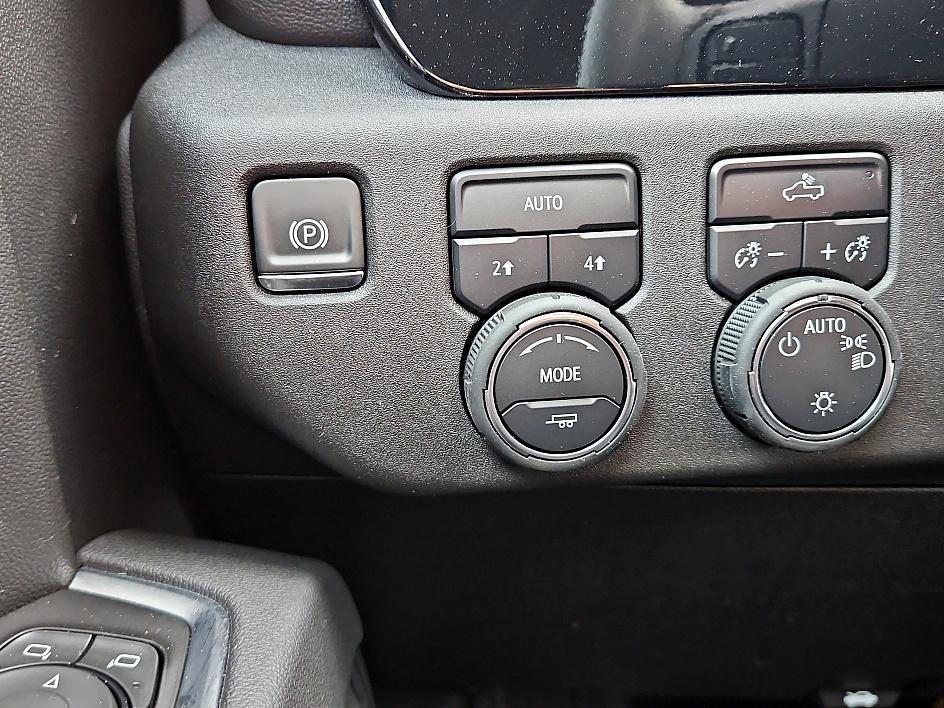 new 2025 Chevrolet Silverado 1500 car, priced at $44,755
