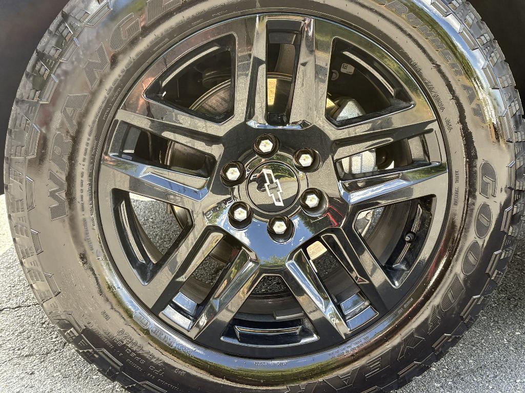 used 2024 Chevrolet Silverado 1500 car, priced at $57,273