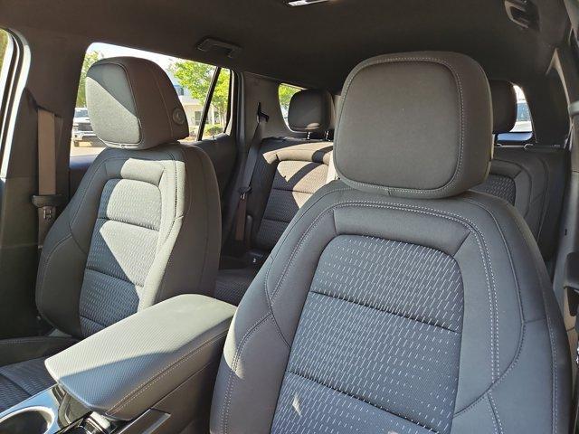 new 2026 Chevrolet Equinox car, priced at $31,995