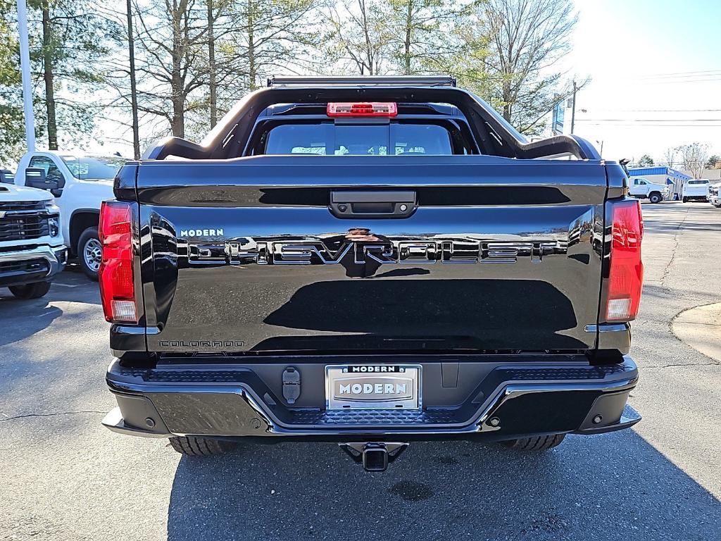 new 2025 Chevrolet Colorado car, priced at $42,670