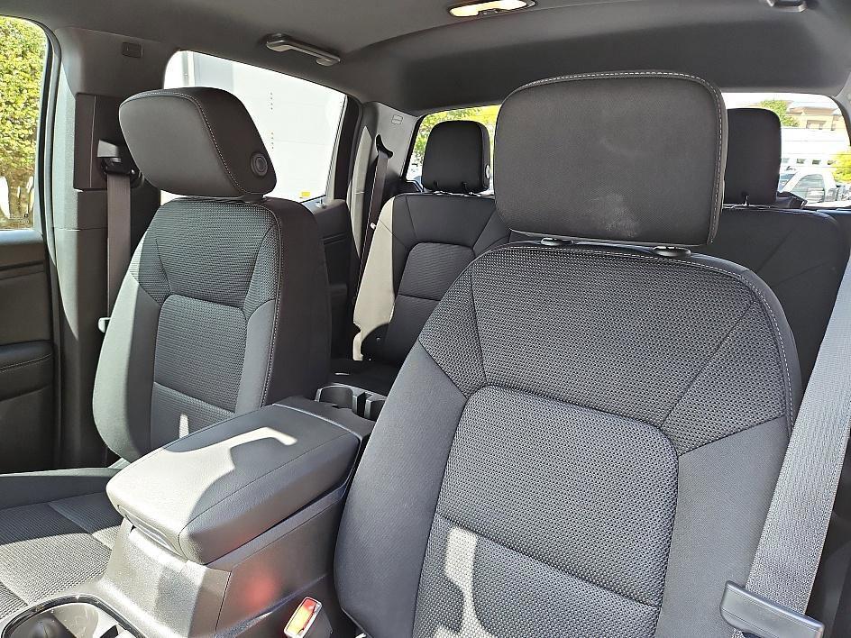 new 2026 Chevrolet Colorado car, priced at $33,444