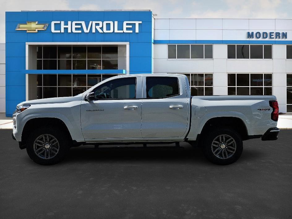 new 2026 Chevrolet Colorado car, priced at $33,444