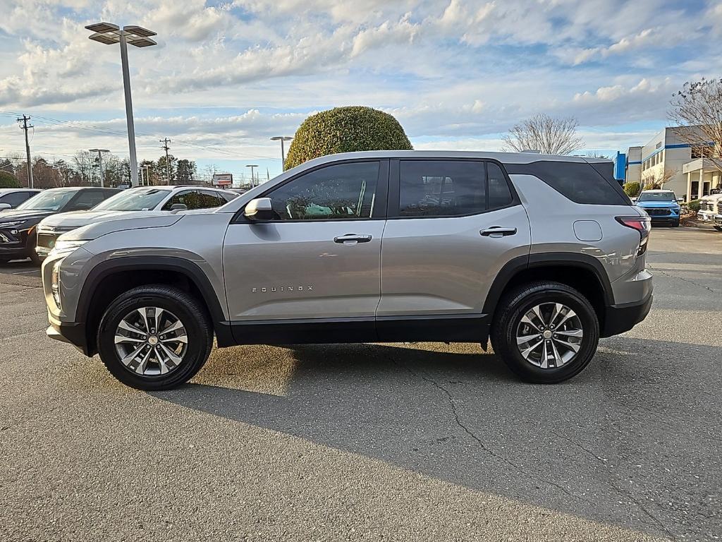 new 2025 Chevrolet Equinox car, priced at $24,944