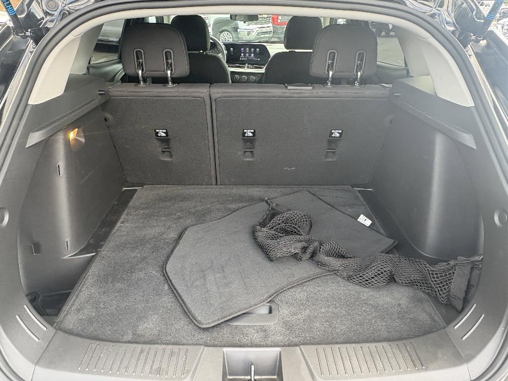 used 2024 Chevrolet Trax car, priced at $22,187
