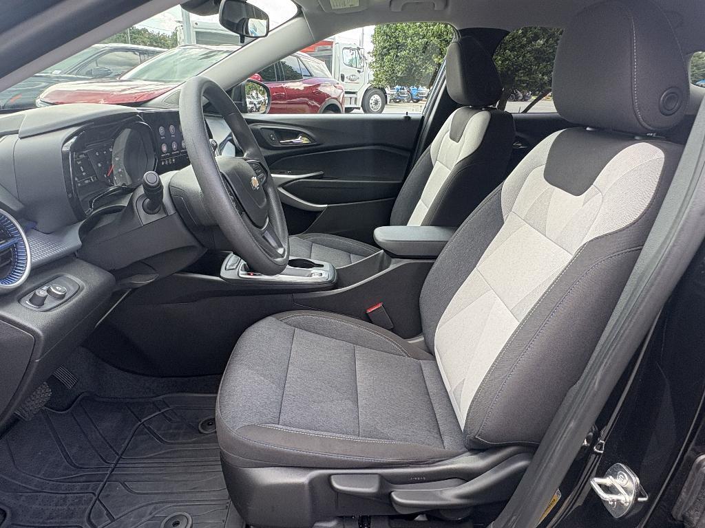 used 2024 Chevrolet Trax car, priced at $22,187