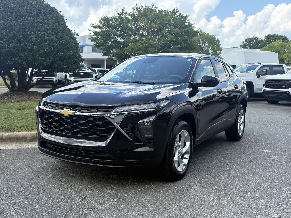 used 2024 Chevrolet Trax car, priced at $22,187