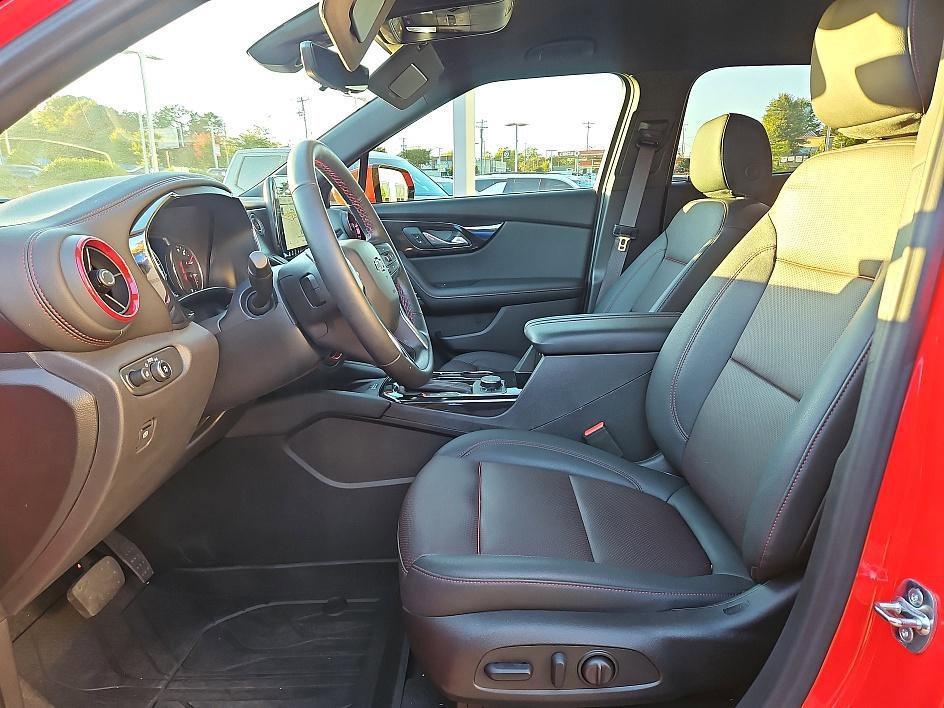 new 2025 Chevrolet Blazer car, priced at $42,560