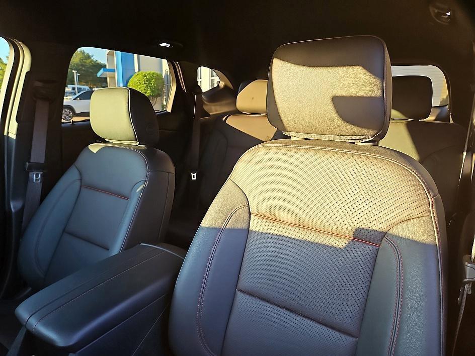 new 2025 Chevrolet Blazer car, priced at $42,560