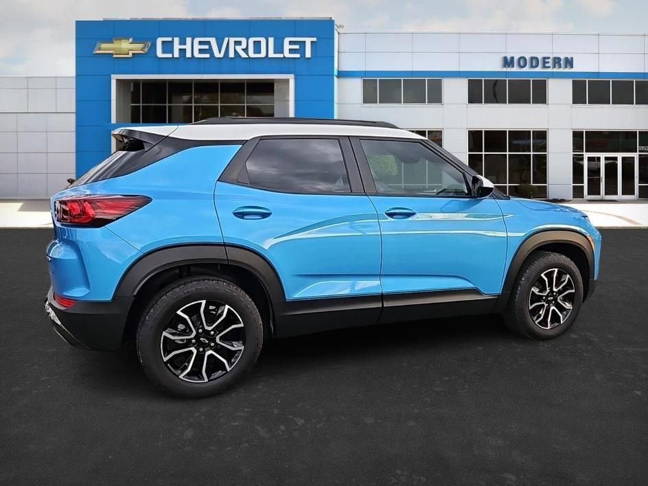 new 2025 Chevrolet TrailBlazer car, priced at $27,575