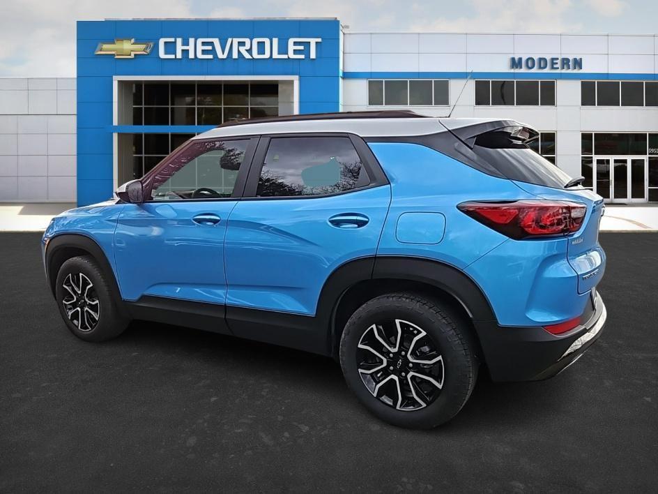 new 2025 Chevrolet TrailBlazer car, priced at $27,575