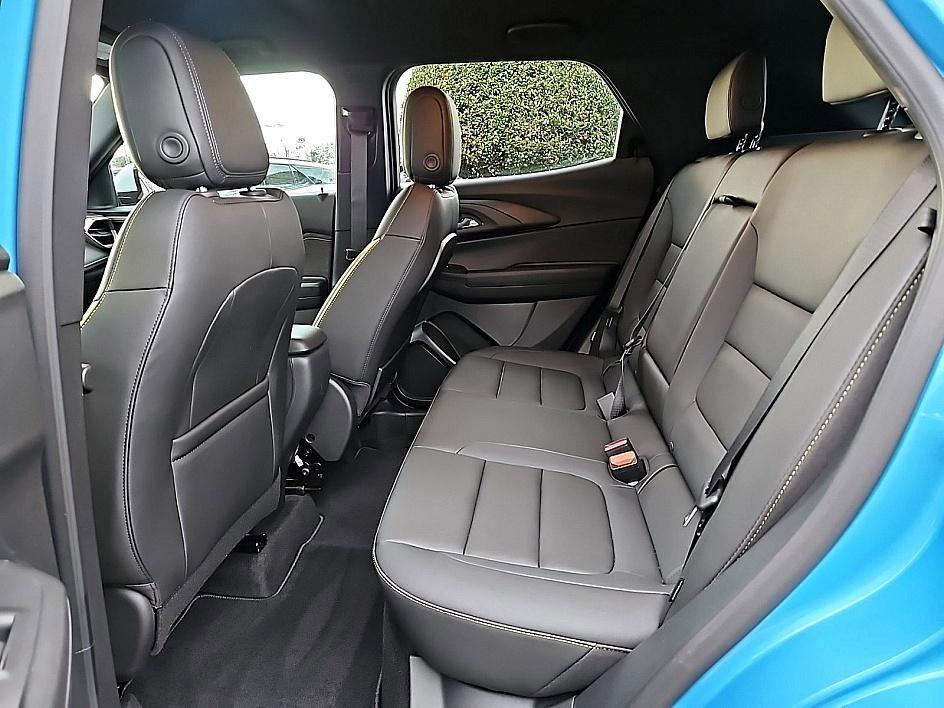 new 2025 Chevrolet TrailBlazer car, priced at $27,575