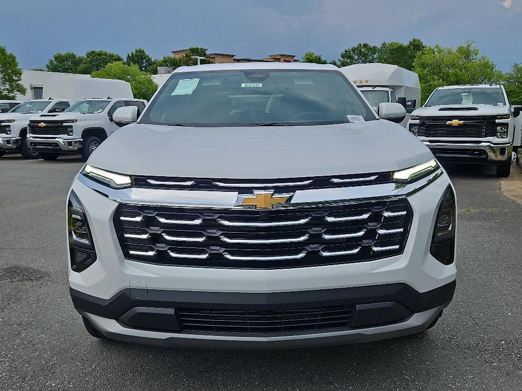 new 2026 Chevrolet Equinox car, priced at $32,595