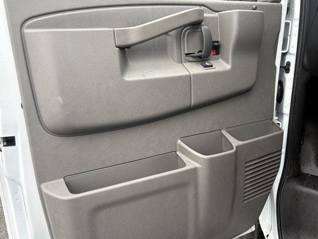 new 2025 Chevrolet Express 2500 car