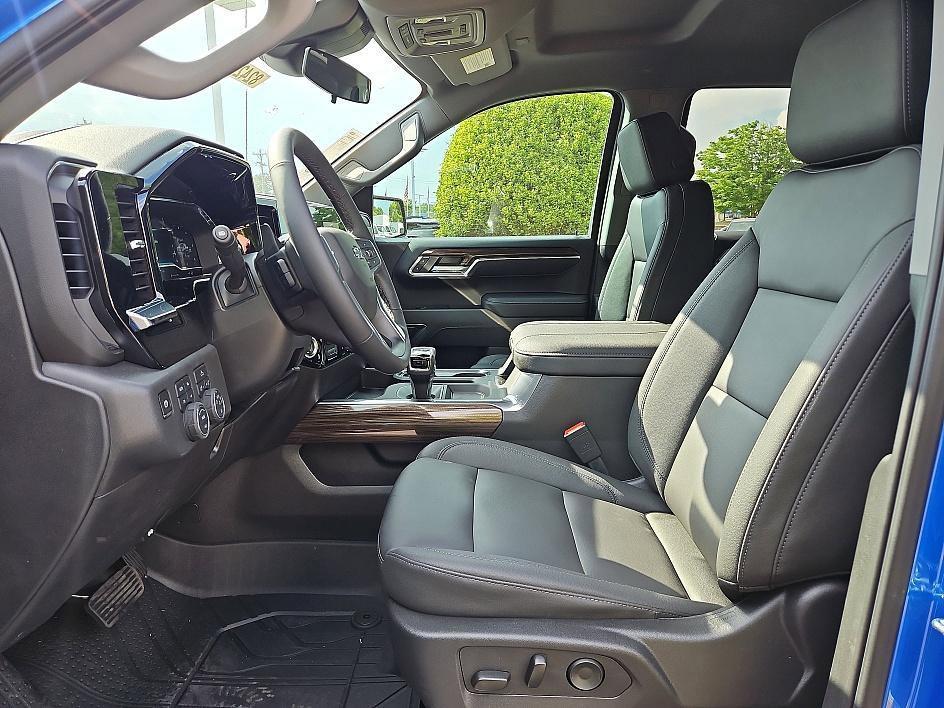 new 2025 Chevrolet Silverado 1500 car, priced at $56,314