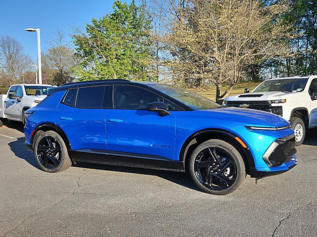 new 2025 Chevrolet Equinox EV car, priced at $45,134