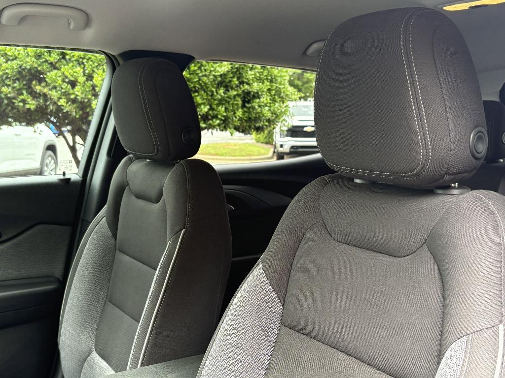 used 2023 Chevrolet TrailBlazer car, priced at $21,987