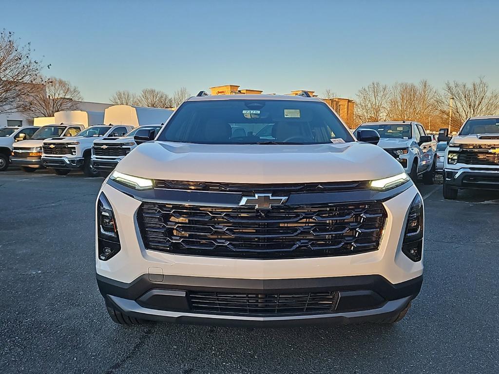 new 2025 Chevrolet Equinox car, priced at $27,074