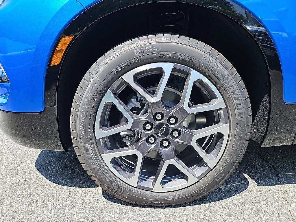 new 2025 Chevrolet Blazer car, priced at $36,880