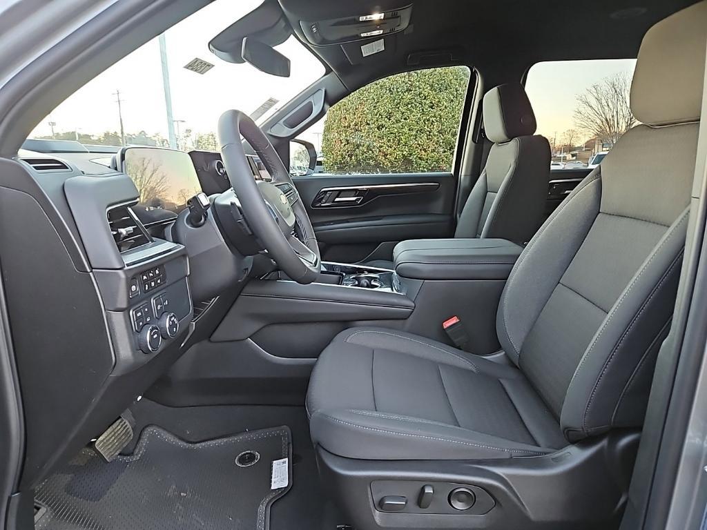 new 2025 Chevrolet Suburban car, priced at $63,331