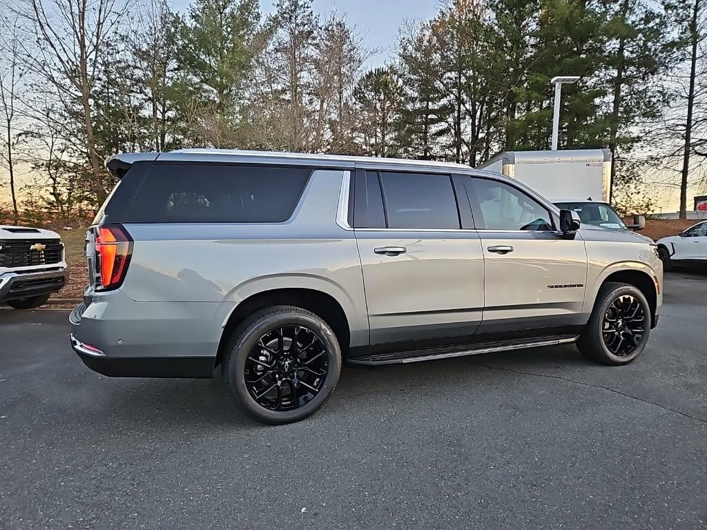 new 2025 Chevrolet Suburban car, priced at $63,331