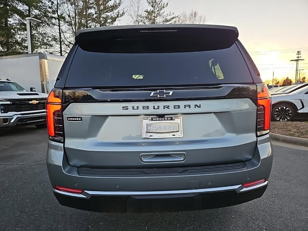 new 2025 Chevrolet Suburban car, priced at $63,331