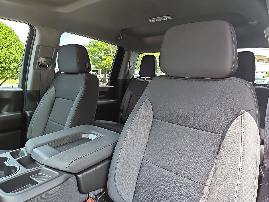 new 2025 Chevrolet Silverado 2500 car, priced at $47,610