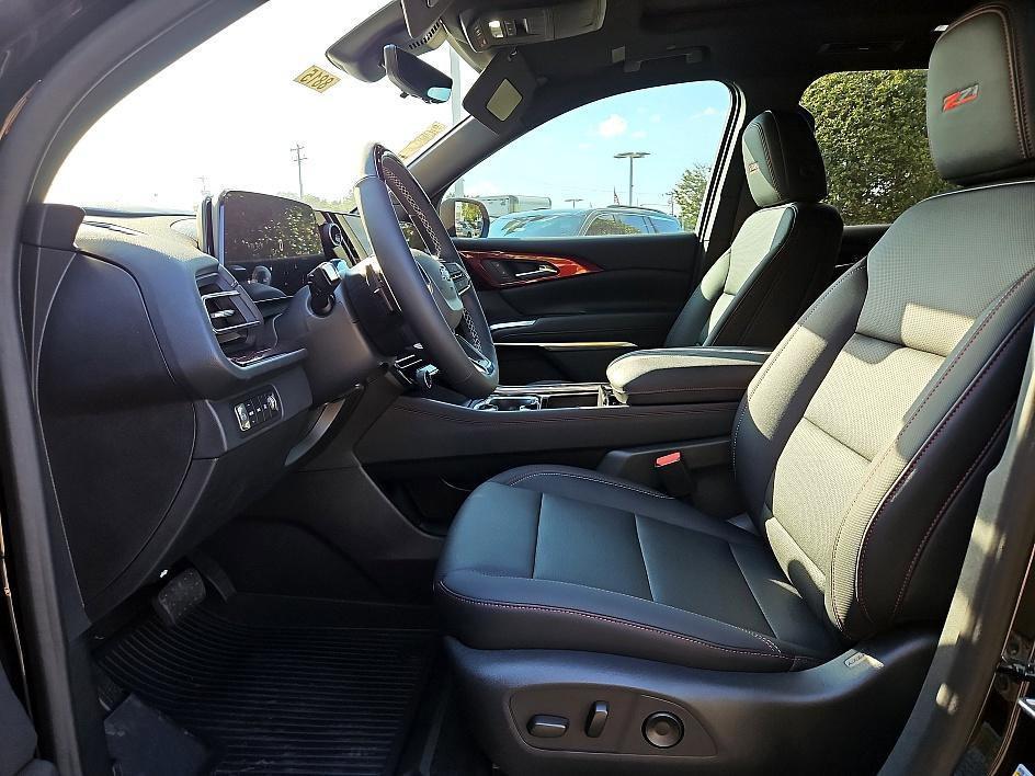 new 2026 Chevrolet Traverse car, priced at $55,754