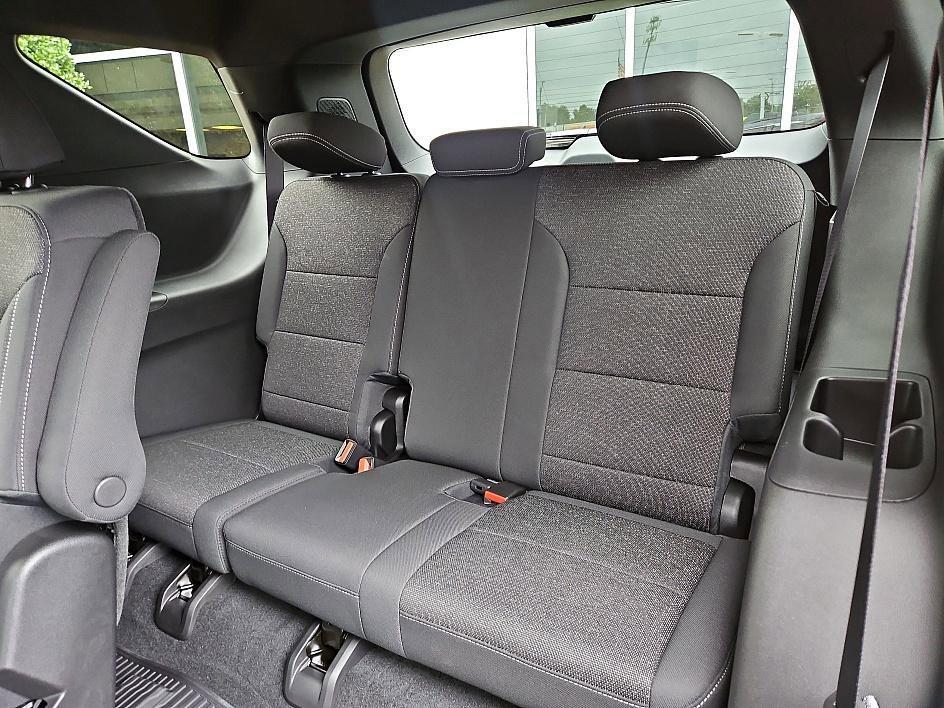 new 2026 Chevrolet Traverse car, priced at $36,920